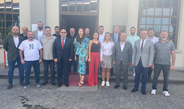 MEDİKÜM'de Ahmet Alp Doğru yeniden başkan