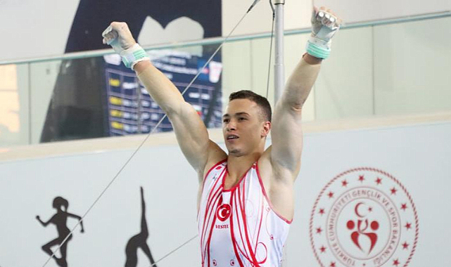 Milli sporcu Ahmet Önder'den altın madalya