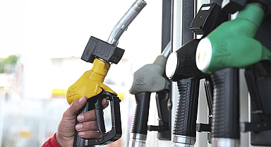 Motorinden sonra benzine de zam yolda