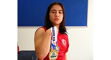 Okuldaki bilek güreşi denemelerinden dünya şampiyonluğuna uzandı