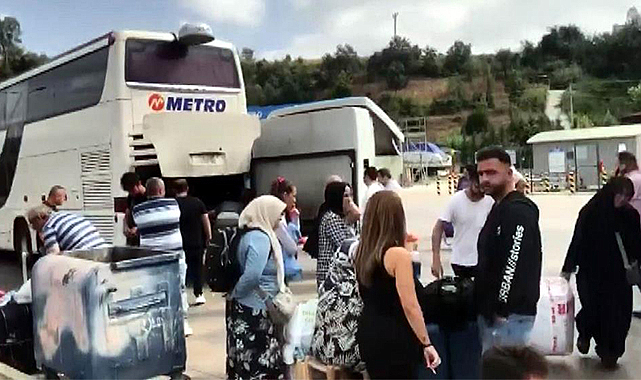 Otobüs arıza yaptı, yolcular saatlerce mahsur kaldı