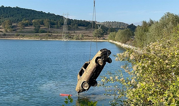 Samsun'da 7 yıl önce çalınan araç gölette çıktı!