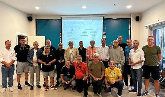 Samsun'da basketbol emektarları ödüllendirildi