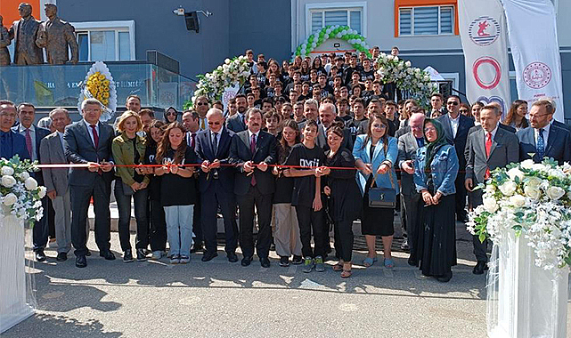 Samsun'da bir ilk! Yeni açılan meslek lisesinde siber güvenlik dersi