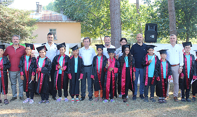 Samsun’da mevsimlik işçilerin çocuklarına mezuniyet töreni