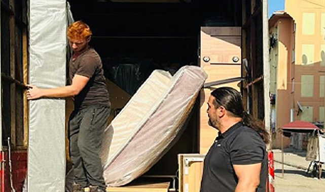 Samsun'da Yıldırımlar Derneğinden sel mağdurlarına eşya desteği