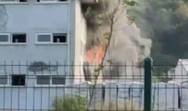 Samsun'un Tekkeköy ilçesinde bir fabrikada yangın çıktı!