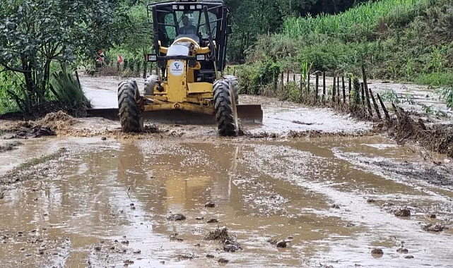 Tekkeköy Belediyesi ekipleri sel felaketi için sahada! 