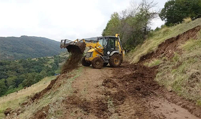 Tekkeköy'de sel afetinin izleri siliniyor