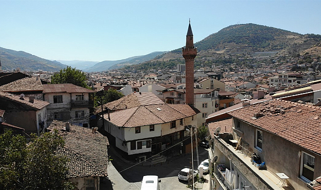 Tokat'ta temelsiz cami 500 yıldır zamana meydan okuyor