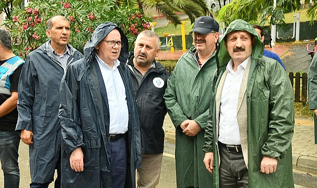 Vali Tavlı uyardı! Yağışlar yarın sabaha kadar sürecek