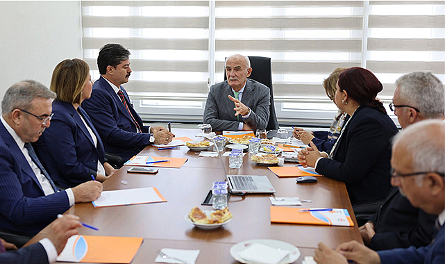 Yılmaz Kırşehir'de konuştu: 'Muhalefet ideolojik biz insan odaklıyız'