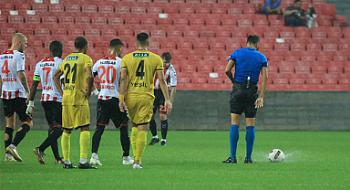 Yüksel Yıldırım’dan stat zemini ile ilgili açıklama