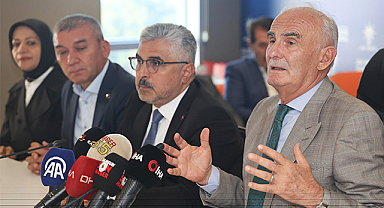 Yusuf Ziya Yılmaz'dan Ladik Belediye Başkanı Adnan Topal'ın ihraç istemiyle ilgili açıklama