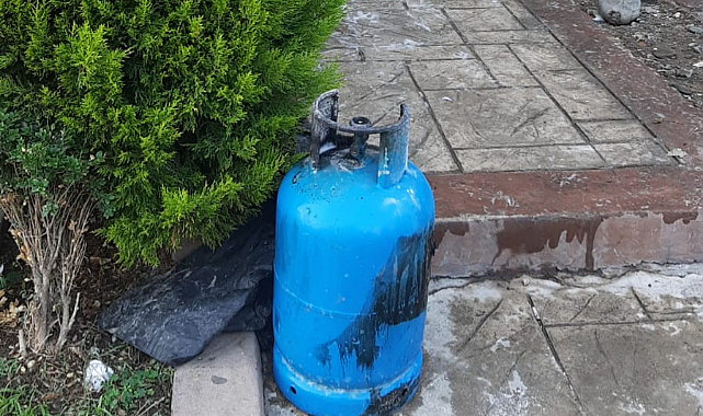 Alaçam'da mutfak tüpü alev aldı