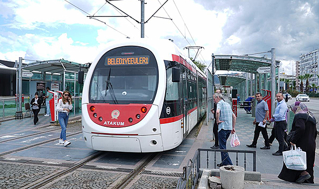 Artık taraftara tramvay ücretli!