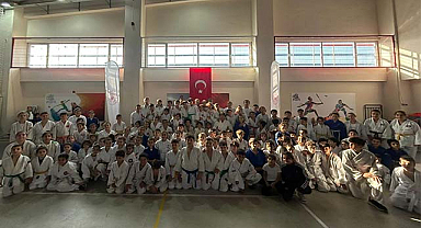 Atakum'da tatamide madalya mücadelesi