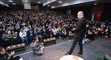 Canik’te Bekir Develi’den muhteşem söyleşi