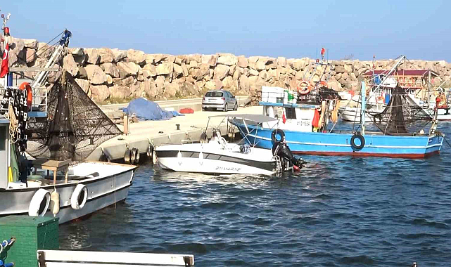 Giresun'da balıkçılar, palamutta umduğunu bulamadı, hamsi için umutlu