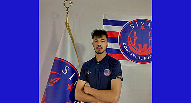 Kadıköyspor’da bir oyuncu daha profesyonel oldu