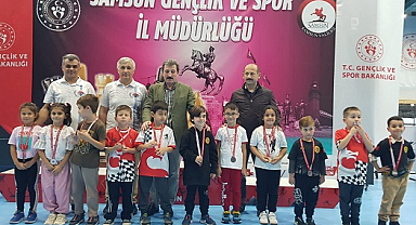 Ödüllerini Vali Tavlı’dan aldılar