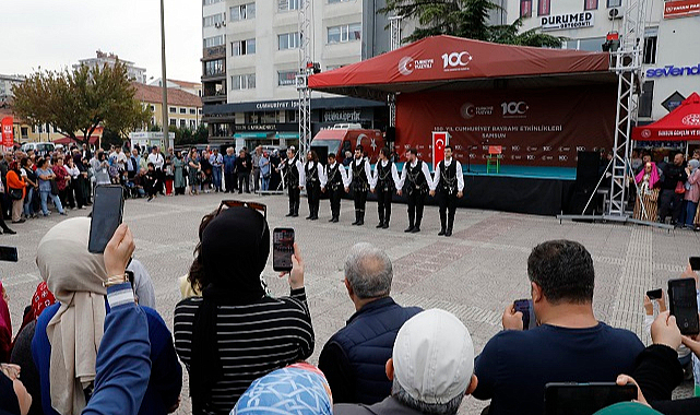 Samsun Cumhuriyet Meydanı'nda cumhuriyet coşkusu