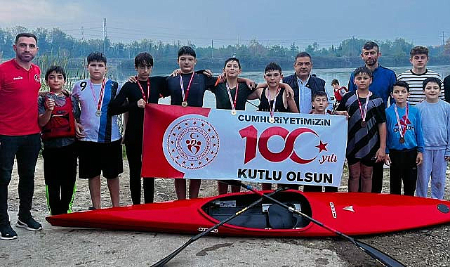 Samsun'da 100. Yıl Kano Yarışmaları Çarşamba'da yapıldı