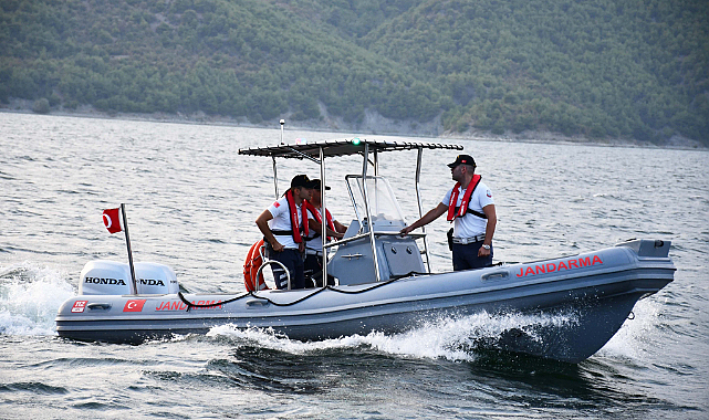 Samsun'da 18 bin metre kaçak ağ ele geçirildi!