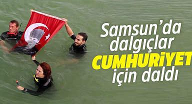 Samsun'da dalgıçlar Cumhuriyet'e derinden bağlıyız dalışı yaptı