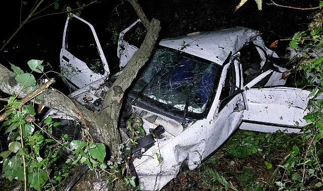 Samsun'da TIR'a çarpan otomobil şarampole yuvarlandı!
