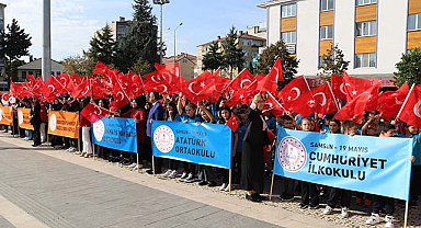 Samsun'un 19 Mayıs ilçesinde cumhuriyet coşkusu