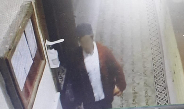 Samsun'da camide hırsızlık! Sadaka kutusu çalındı
