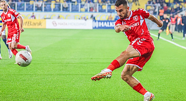 Samsunspor'da Emre Kılınç yokları oynuyor