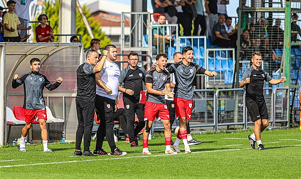 Samsunspor'un gençleri zirveyi gözüne kestirdi