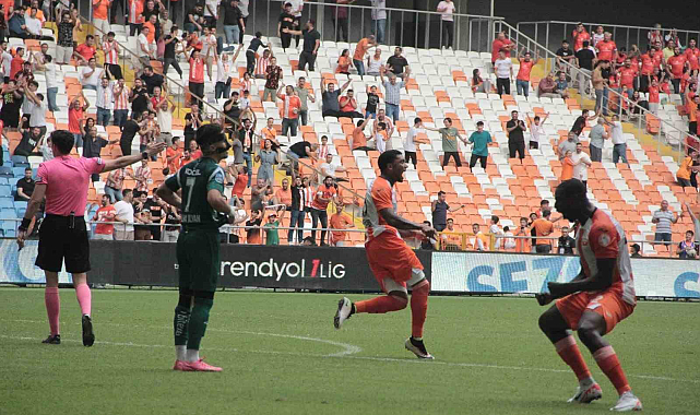 Trendyol 1.Lig: Adanaspor: 4 - Giresunspor: 2