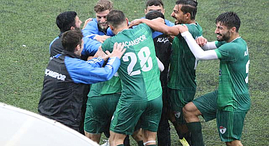Alaçamspor zirveye ilerliyor
