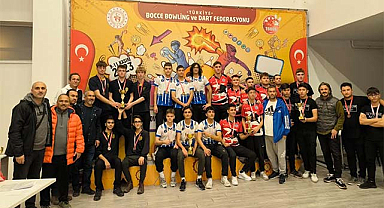 Bowling müsabakasında İlkadım Anadolu Lisesi'nden çifte zafer