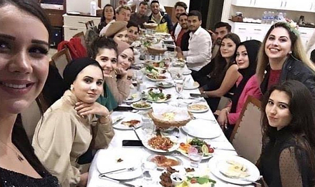 Dilan Polat'ın "Şampiyonalar Ligi" fotoğrafında bulunan fenomenlere soruşturma