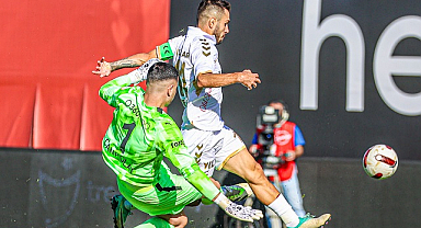 Emre Kılınç yine yokları oynadı!