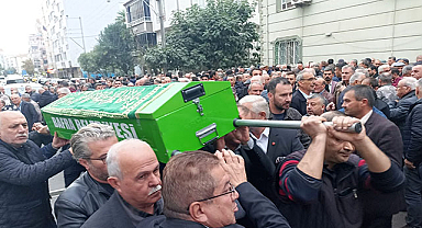 İshaklı Mahallesi Muhtarı Hüseyin Macit son yolculuğuna uğurlandı