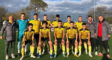 Kadıköyspor 2-1 skorla galip geldi