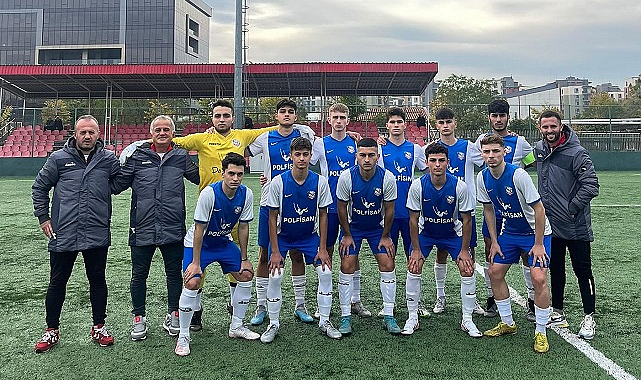 Kadıköyspor 3 puanla başladı