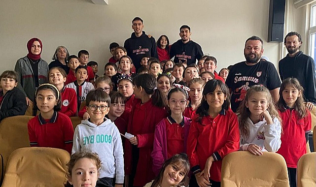 Reeder Samsunsporlu basketbolcular öğrencilerle buluştu