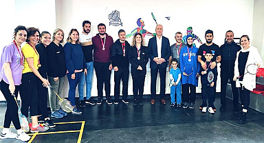 Samsun'da öğretmenler badmintonda yarıştı