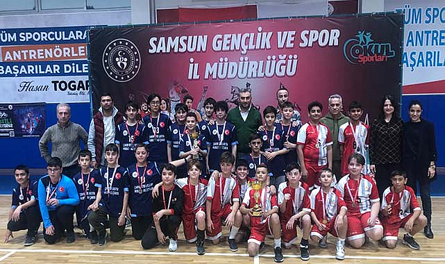 Samsun'da Şehit Nejat Yaman’dan çifte şampiyonluk