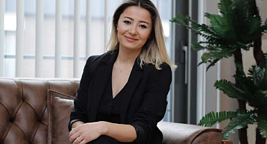 Samsun'da siyaset bilimci Eda Serbest'ten tüyolar