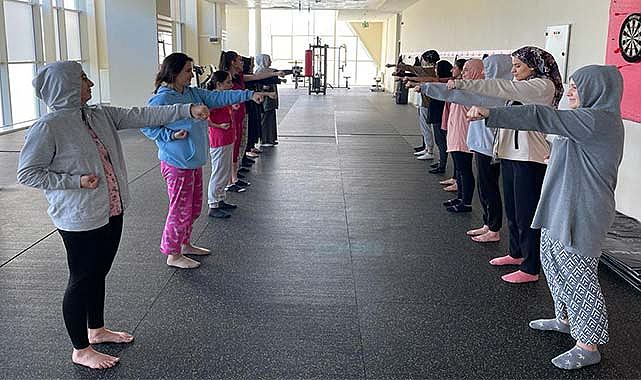 Samsun'daki öğrenci yurdunda spor zamanı