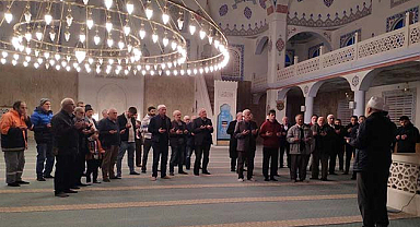 Samsun Salıpazarı'nda umre kafilesi dualarla uğurlandı