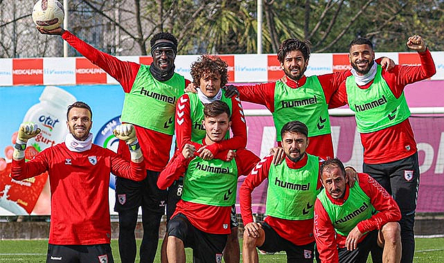 Samsunspor idmanında yüzler gülüyor