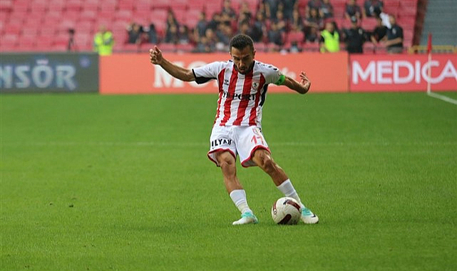 Samsunsporlu Emre Kılınç: 'İlk defa kazandık. İnanılmaz mutluyuz'